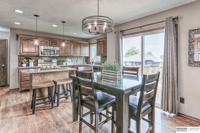 18918 Lillian Street, Omaha, NE 68136