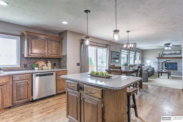 18918 Lillian Street, Omaha, NE 68136