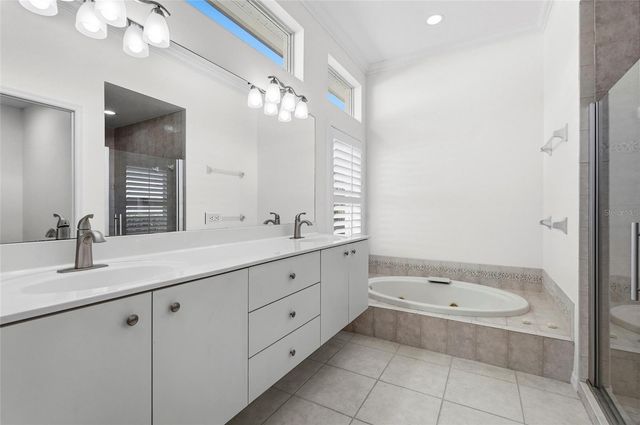 7161 DREWRYS BLUFF, Bradenton, FL 34203