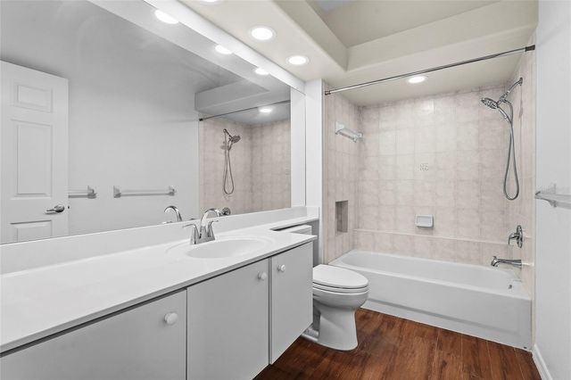 7161 DREWRYS BLUFF, Bradenton, FL 34203