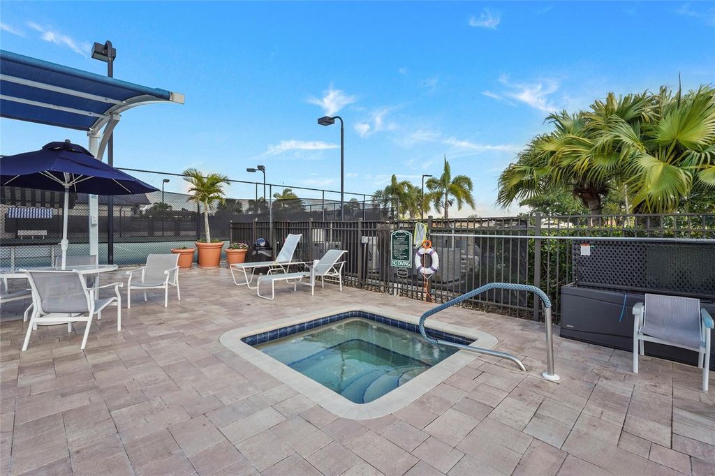 Image 74 of property listing at 7161 DREWRYS BLUFF, Bradenton, FL 34203