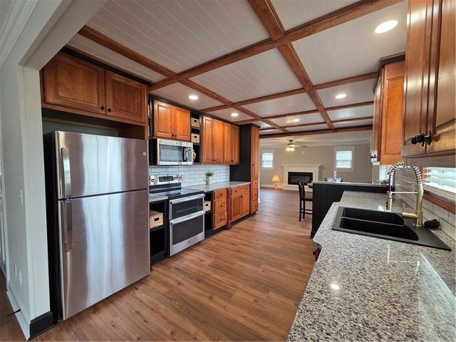 1012 Highway 332, Pendergrass, GA 30567