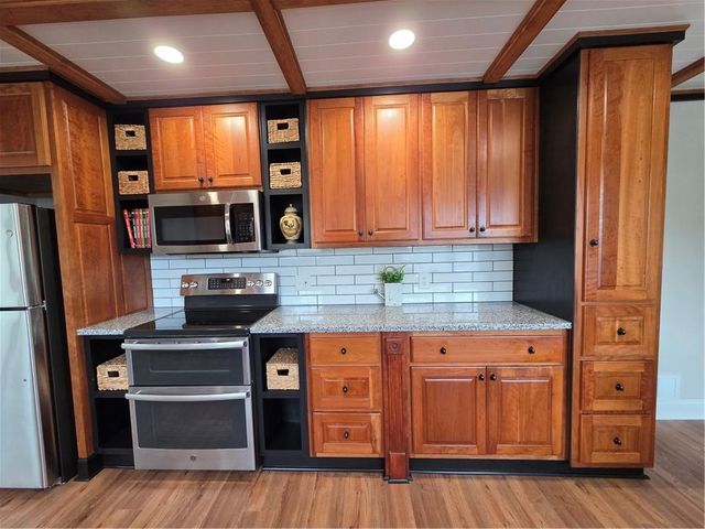 1012 Highway 332, Pendergrass, GA 30567