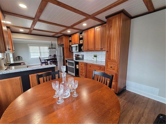 1012 Highway 332, Pendergrass, GA 30567