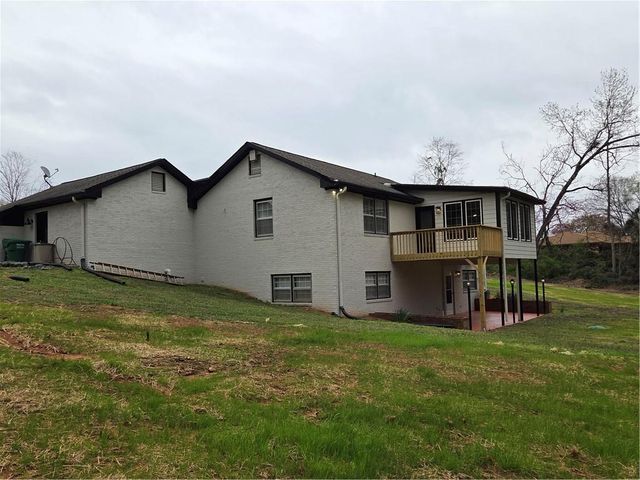 1012 Highway 332, Pendergrass, GA 30567