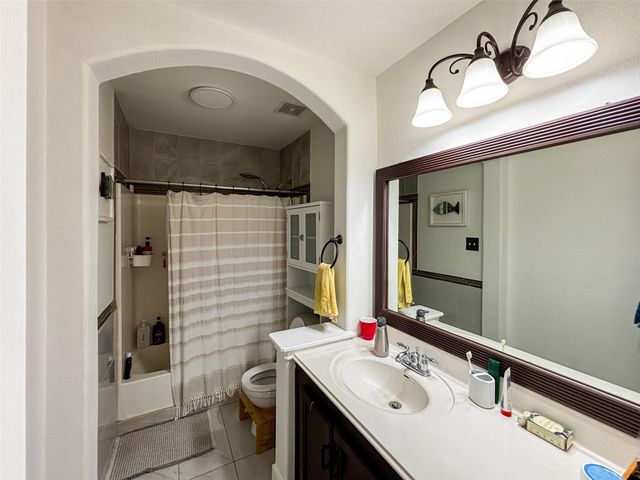 2050 Intrepid DR, Buda, TX 78610