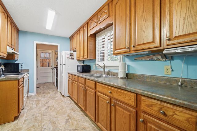 601 Luttie Rd., Myrtle Beach, SC 29588