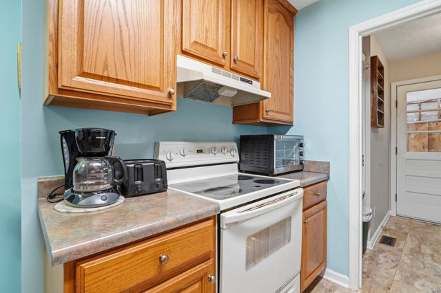 601 Luttie Rd., Myrtle Beach, SC 29588