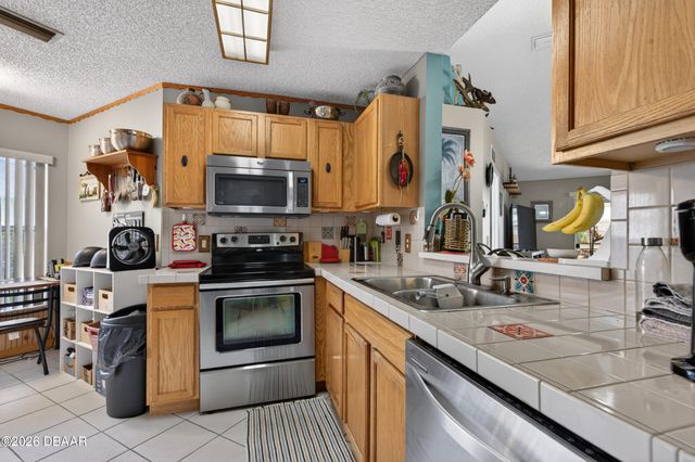 2963 Oak Lea Drive, South Daytona, FL 32119