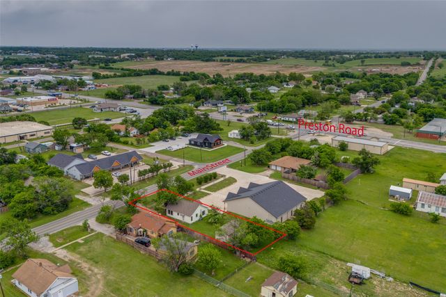 205 W Main Street, Gunter, TX 75058