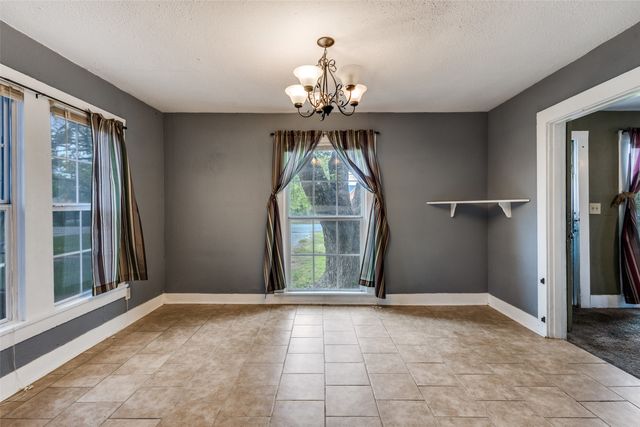 205 W Main Street, Gunter, TX 75058