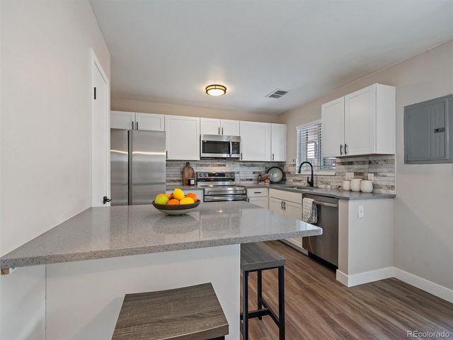 5543 S Lowell Boulevard, Littleton, CO 80123