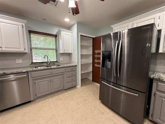 13300 Red Canyon Road, Edmond, OK 73013