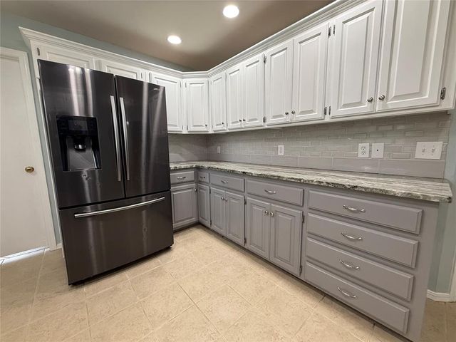 13300 Red Canyon Road, Edmond, OK 73013