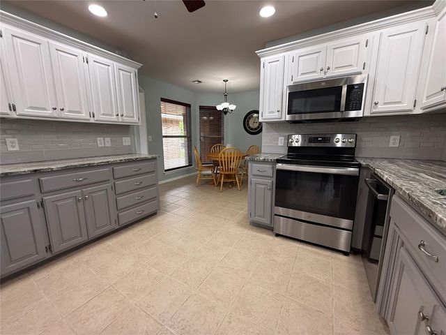 13300 Red Canyon Road, Edmond, OK 73013