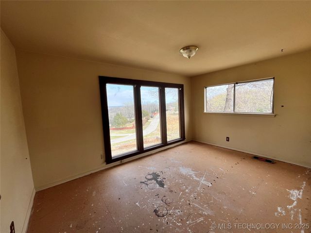 4450 W Lakeshore Run, Cleveland, OK 74020