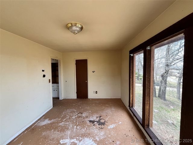 4450 W Lakeshore Run, Cleveland, OK 74020