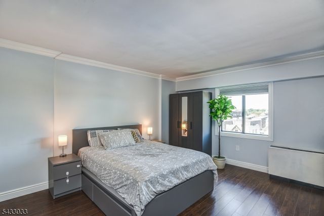 10 N Wood Ave 418, Linden City, NJ 07036