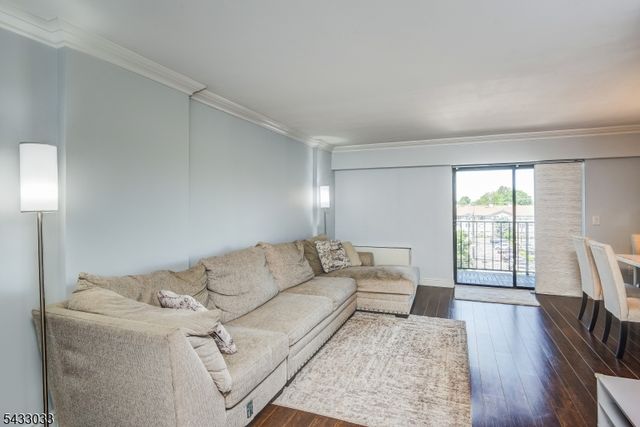 10 N Wood Ave 418, Linden City, NJ 07036