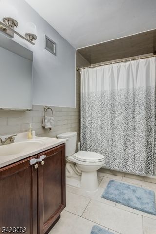10 N Wood Ave 418, Linden City, NJ 07036