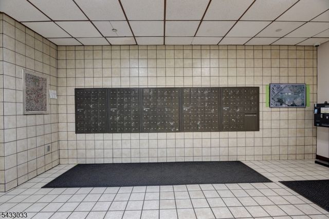 10 N Wood Ave 418, Linden City, NJ 07036