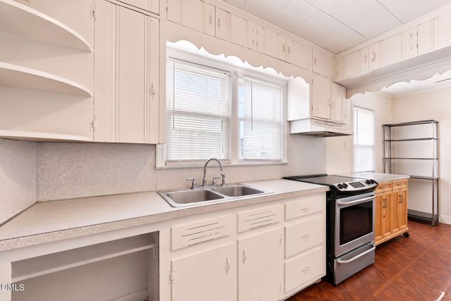 903 N Layton Avenue, Dunn, NC 28334