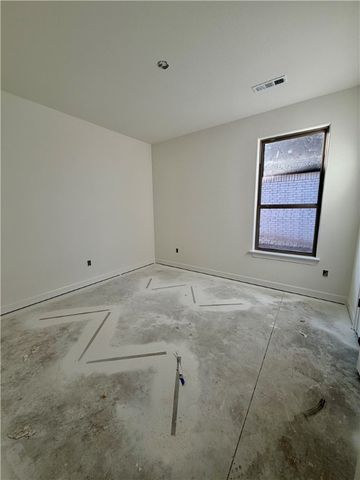 663 Primitivo Avenue, Tontitown, AR 72762