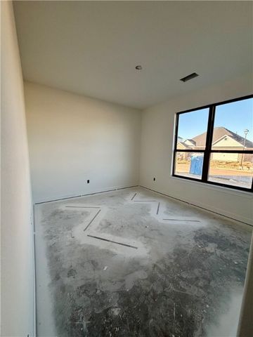 663 Primitivo Avenue, Tontitown, AR 72762