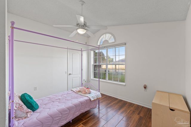 5561 Fawn Ridge Dr, Gulf Breeze, FL 32563