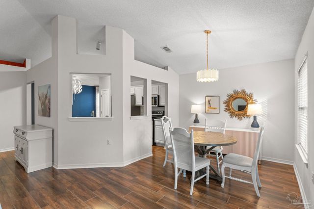 5561 Fawn Ridge Dr, Gulf Breeze, FL 32563