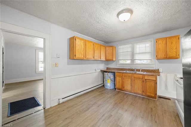 4869 Monte Vista Street, Winston-salem, NC 27105