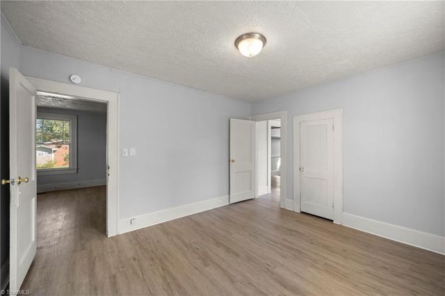 4869 Monte Vista Street, Winston-salem, NC 27105