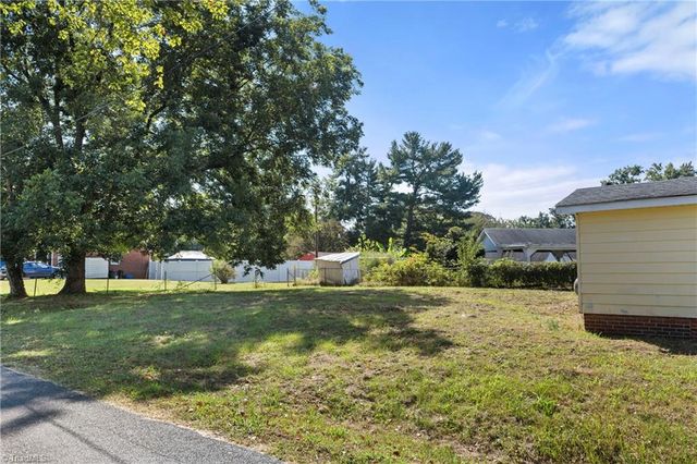 4869 Monte Vista Street, Winston-salem, NC 27105