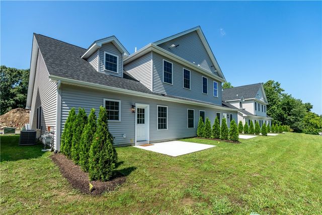 13 Fieldstone Way, Johnston, RI 02919