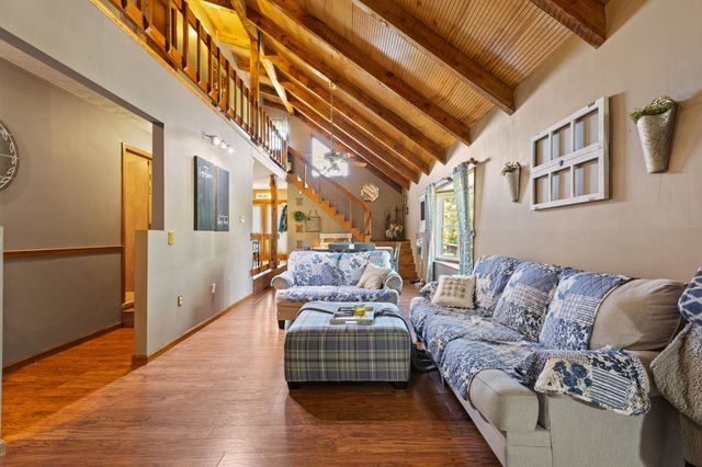 285 W Railroad Street, Stanton, KY 40380