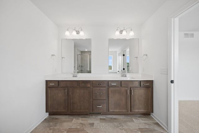 1473 Philipp Way, Shakopee, MN 55379