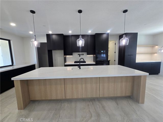 6224 Outpost, Oak Hills, CA 92344