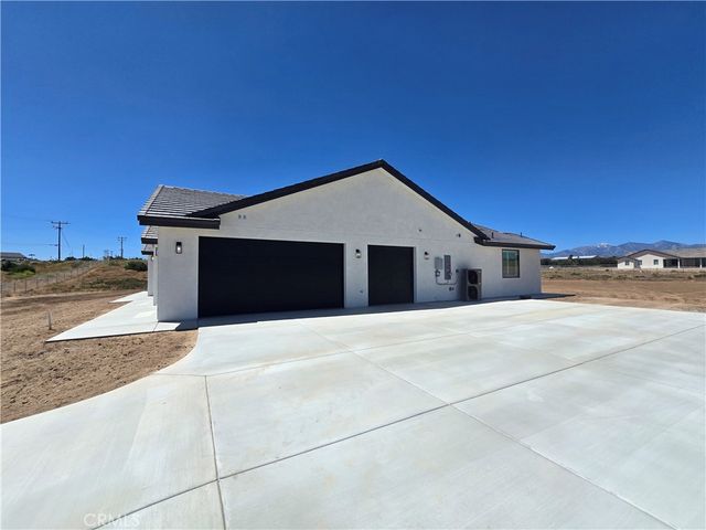 6224 Outpost, Oak Hills, CA 92344
