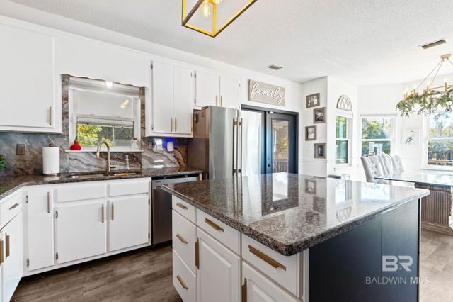 41997 Bayou Road, Bay Minette, AL 36507