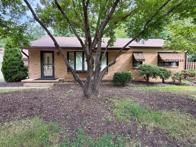 2905 31st Avenue, Rock Island, IL 61201