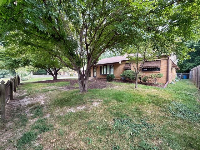 2905 31st Avenue, Rock Island, IL 61201