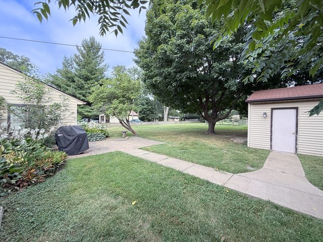 2905 31st Avenue, Rock Island, IL 61201