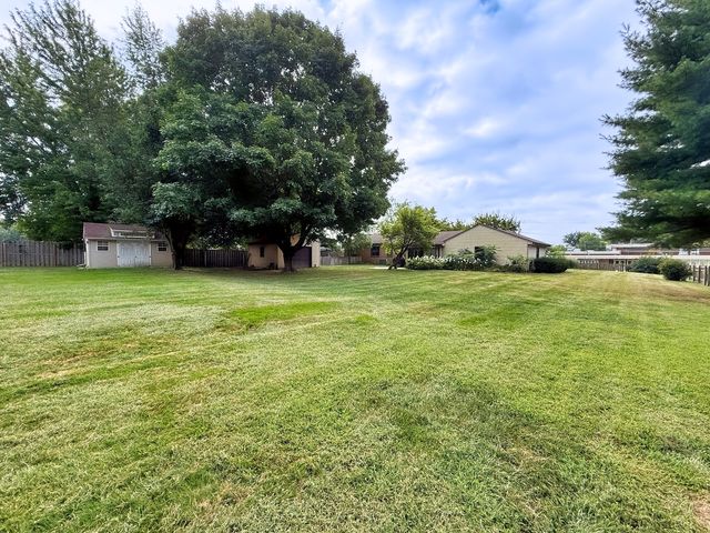 2905 31st Avenue, Rock Island, IL 61201