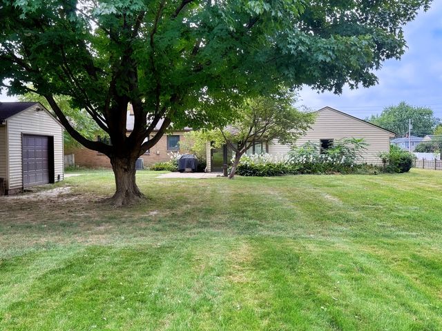 2905 31st Avenue, Rock Island, IL 61201