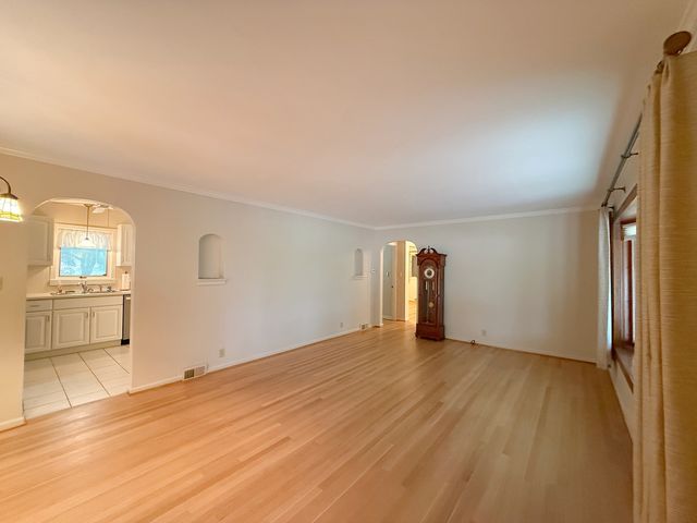 2905 31st Avenue, Rock Island, IL 61201