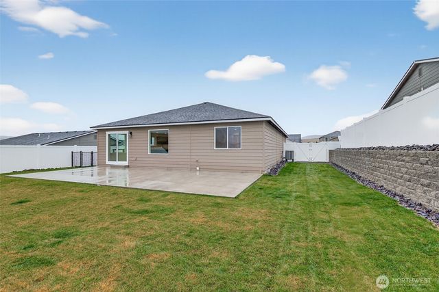 2348 Noah Street SE, East Wenatchee, WA 98802
