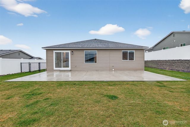 2348 Noah Street SE, East Wenatchee, WA 98802