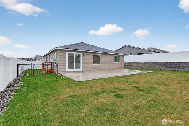 2348 Noah Street SE, East Wenatchee, WA 98802