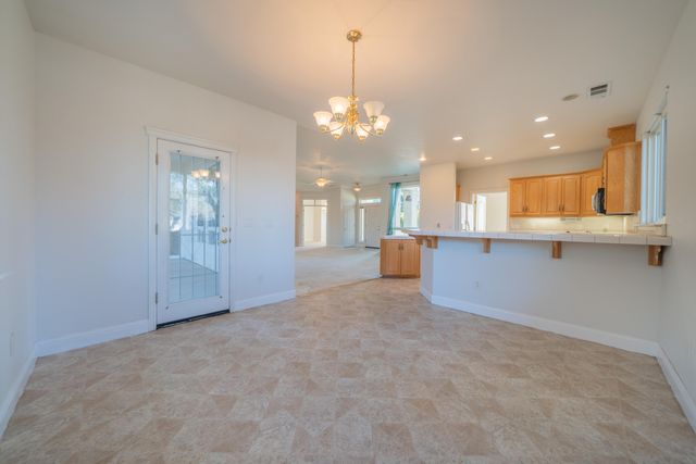 6677 Horsemans Way, Anderson, CA 96007