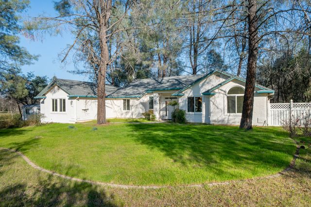 6677 Horsemans Way, Anderson, CA 96007